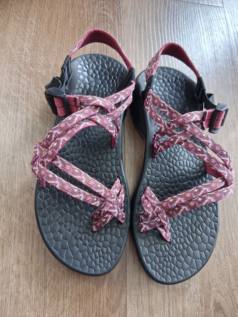 Chaco Women’s Strappy Sandals in Rose-Magenta Webbing